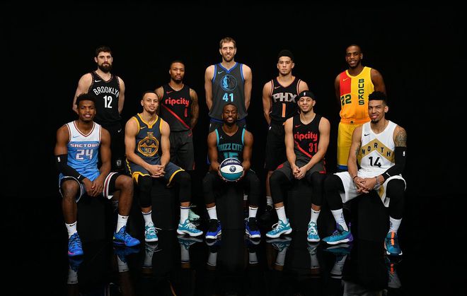 磨砂质感特种纸名片设计欣赏